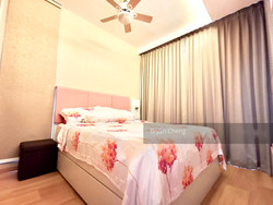 Prive (D19), Condominium #202502072